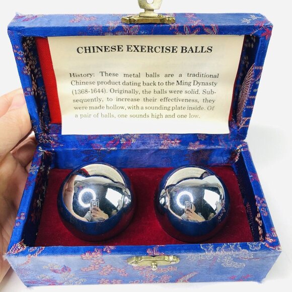 VTG Chinese Fingers Exercise Baoding Balls Stress Relief Chime Massage Therapy - Picture 3 of 6